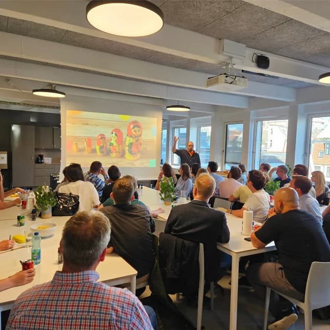Using agents and AI in product management