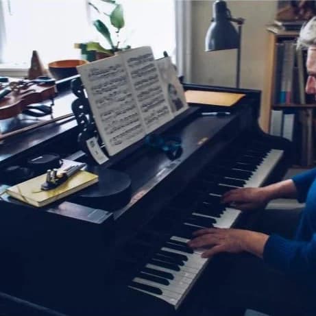 Dinner at Mikael's: Where Music Meets Architecture