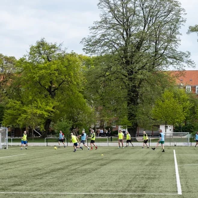 Outdoor Football - 9 vs. 9 @ Fælledparken Astroturf